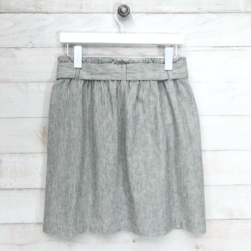 J. Crew Paper Bag Skirt • Sz M • White with Black Pinstripes • EUC - Picture 3 of 12